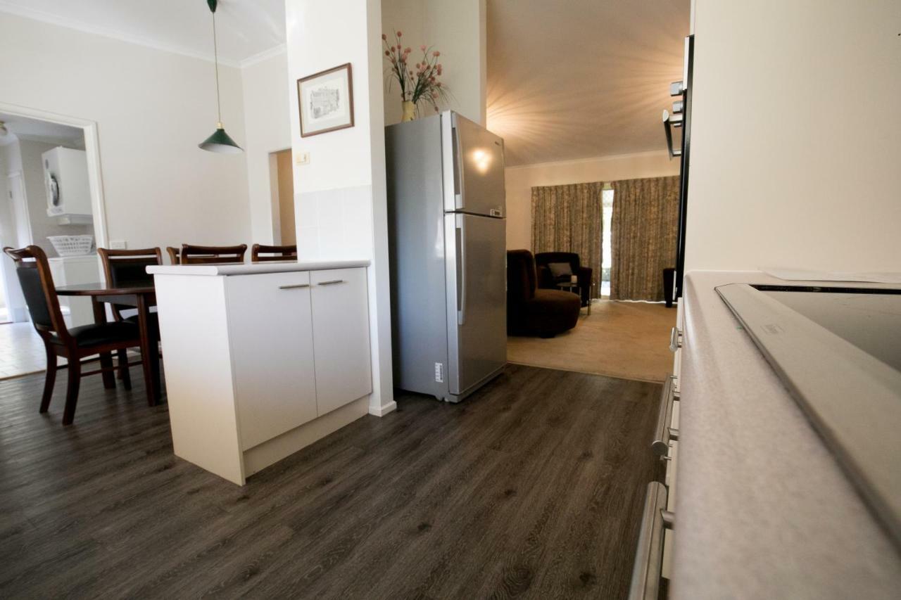 The Birch House - Silver Birches Accommodation 布赖特 外观 照片